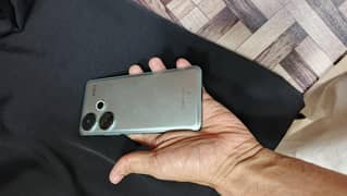 poco f6  condition 10/10 ha 12+12 GB rom 512