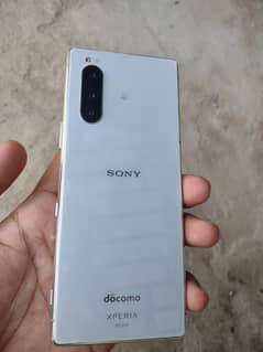 Sony Xperia 5