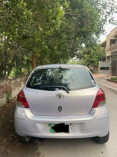 Toyota vitz 2008 1.0