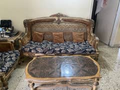 Used 5-Seater Chiniot Sofa Set – Solid Wood & Elegant Design