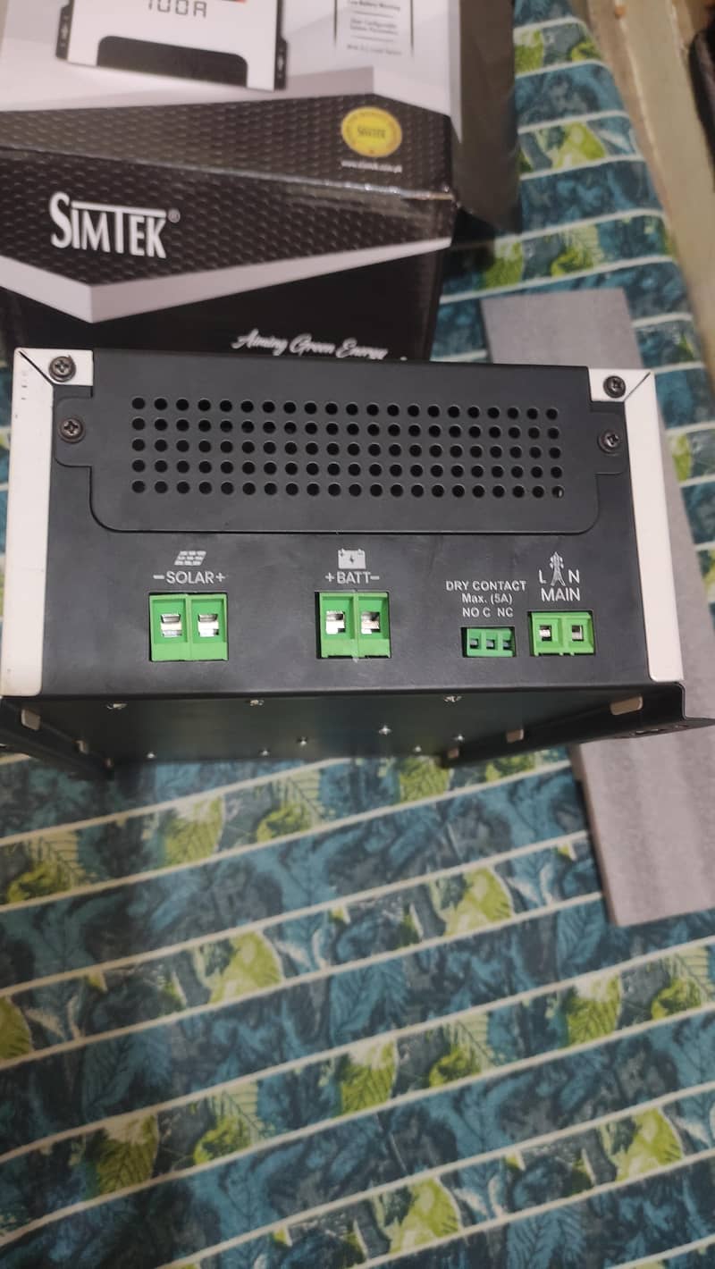 Simtek Mppt Plus Hybrid Solar Charge Controller 120v 3