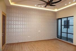 600 Yard Upper Portion 3 Bed Drawing Lounge Kitchen Separate Entrance Reasonable Rent Back National Stadium AOHS DOHS