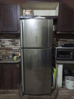 Dawlance 5 cubic foot fridge