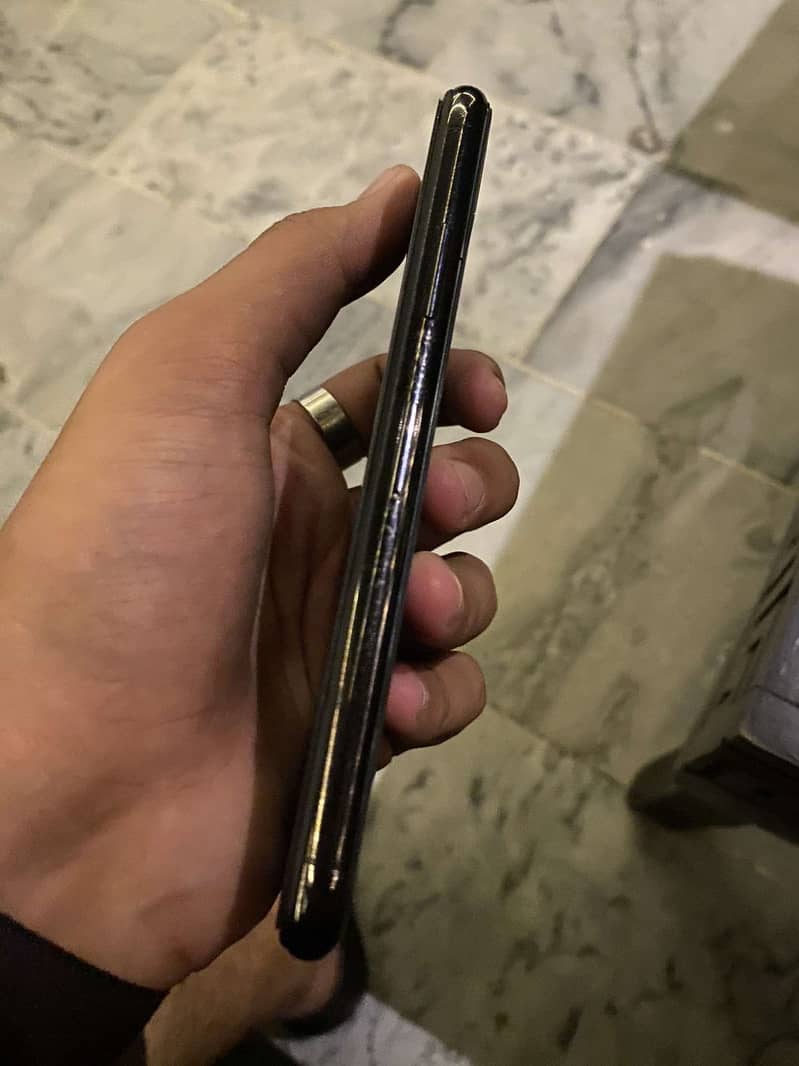 IPHONE X BYPASS EXCHANGE POSSIBLE WITH IPHONE XR SATH ME KUCH CASH DU 3
