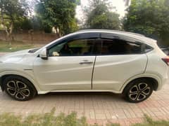 Honda vezel 2016