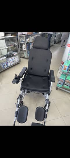 Electric wheelchair
