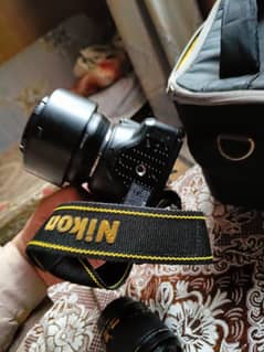 Nikon D5600 DSLR low shutter count with 2 lenses