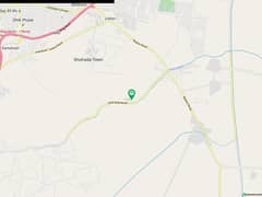 good location plot near to park
