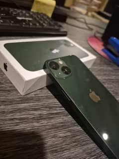 Apple iPhone 13