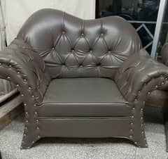 7 seater sofa for sale 4 months used only  Demand 85000