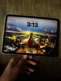 Apple iPad Pro M1 11" – 256GB – 10/10 Condition – Silver