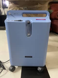 Philips Oxygen Concentrator – Hardly Used (1500 hrs) – Under Warranty