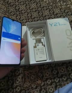 Y21 with box