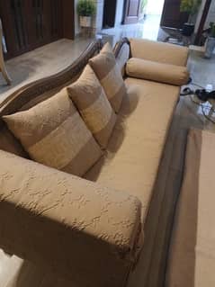sofa best condition