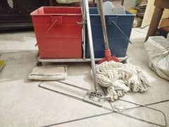 Mop bucket for sale in very good condition