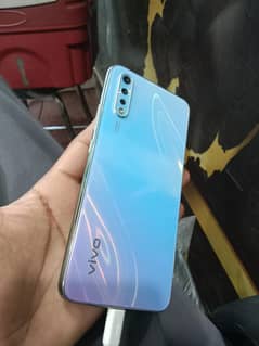 Vivo S1 For Sale 4/128GB Complete Box All ok koi fault nahi hai