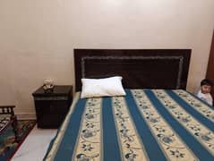 Good Quality Bed Set Wooden