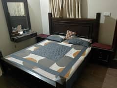 King-size Bed Set