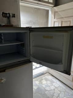 Pel  refrigerator