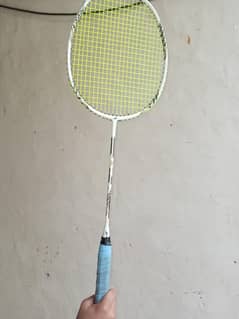 Yonex Voltric Z force 2  30lbs supported