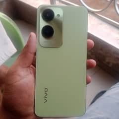 Vivo Y18