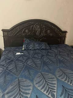 King size bed set