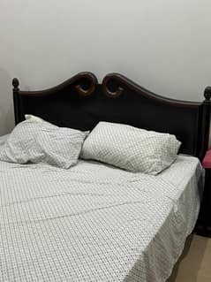 King size bed set