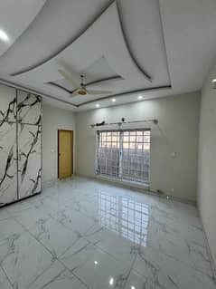 10 Marla Slightly Used Like Brand New Ground Portion Available For Rent