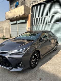 Toyota Altis Grande 1.8 Black Interior