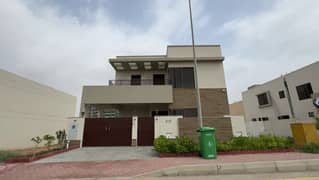Ready to move 272sq yd 5Bedroom DDL Luxury Villa FOR SALE. Only 3km from Main Entrance of BTK. Near MIDWAY Commercial, Parks, Masjid and Gallery.