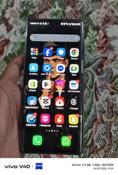 Iam sealing Infinix hot 50 pro plus