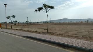 272sq yd plots at Bahria Paradise, Close to Grand Mosque and Langeji River, heighted location plots Available FOR SALE
