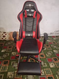 urgent sale slightly used gaming chair