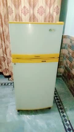 Dawlance fridge for sall