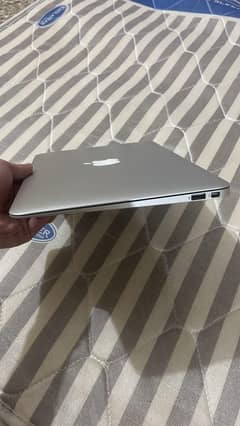 MacBook