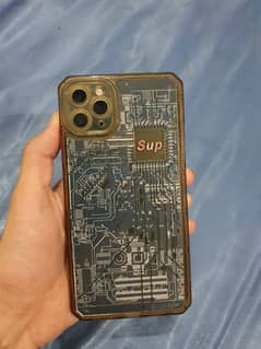 iPhone 11 Pro max Condition 10by10 no scratchs bh75 8to10 hours backup