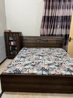 Used Bedroom Furniture Set