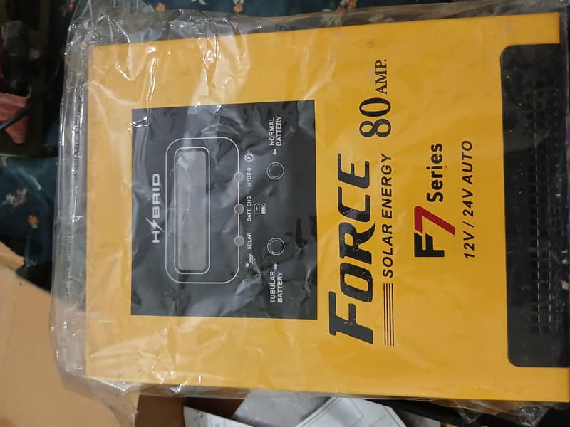 Force Hybrid Mppt charge controller + Stac ups 4