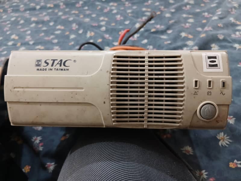 Force Hybrid Mppt charge controller + Stac ups 6