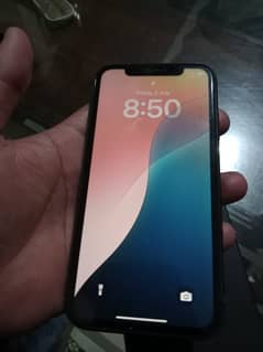 iPhone 11 - 64GB - 95% battery health - jv Excellent condition