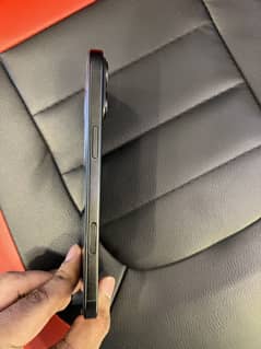 Iphone 16 plus jv