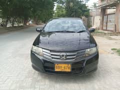 Honda City for Sale in Karachi model 2014 Auto  black color