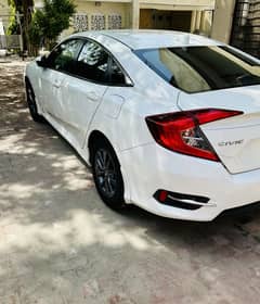 Honda Civic 2021 UG
