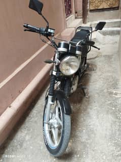 Suzuki GS 150SE