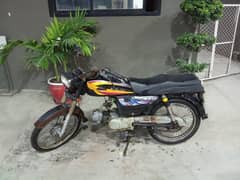 I'm selling my bike star 2007 model 03313769783