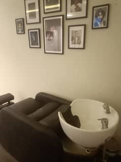 professional 5 Star saloon   home service available
