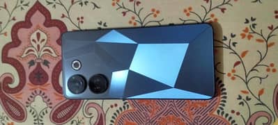 Tecno camon 20 with box urgent sale buyer come in box