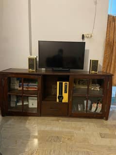 Tv set with LED for sale