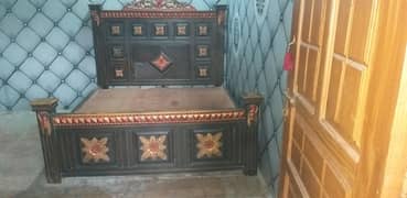 Full size bed
