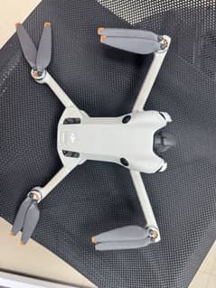 DJI mini 4